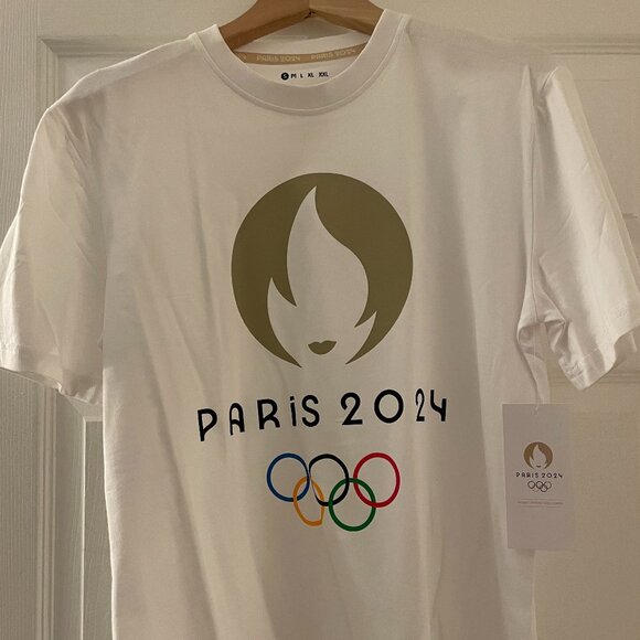 NWT Official Paris Olympics 2024 T-Shirt | Unisex Small - Picture 1 of 3
